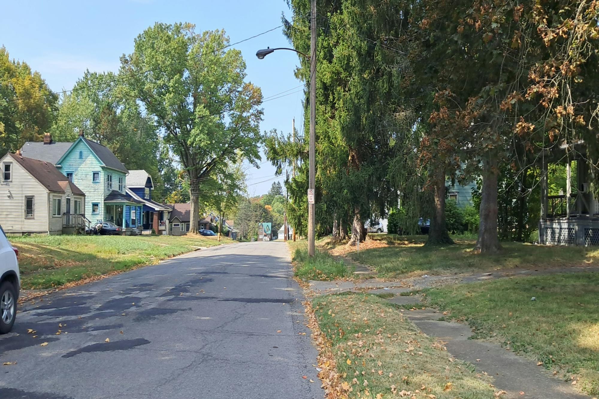 Parkcliffe Ave, Youngstown, OH 44511