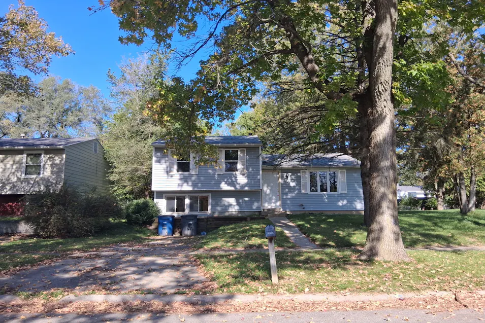 3826 Loch Lomond Ave Toledo, OH 43607, Lucas County