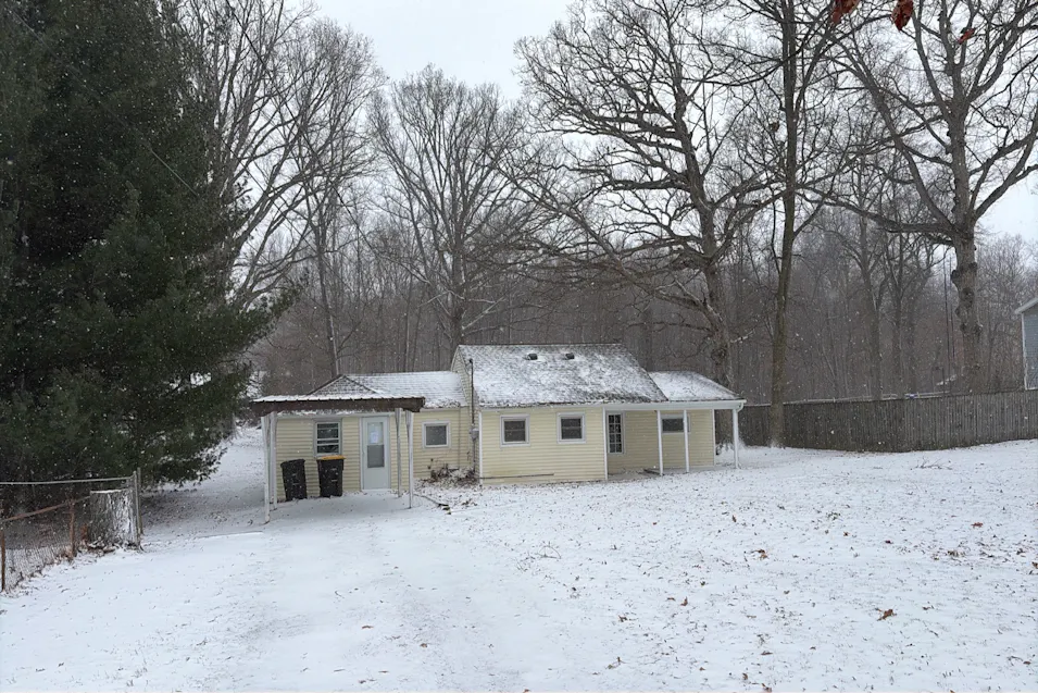 3102 Crestmont Drive Fort Wayne, IN 46816, Allen County