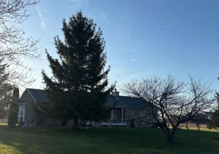 5466 Webster Rd Flint, MI 48504, Genesee County