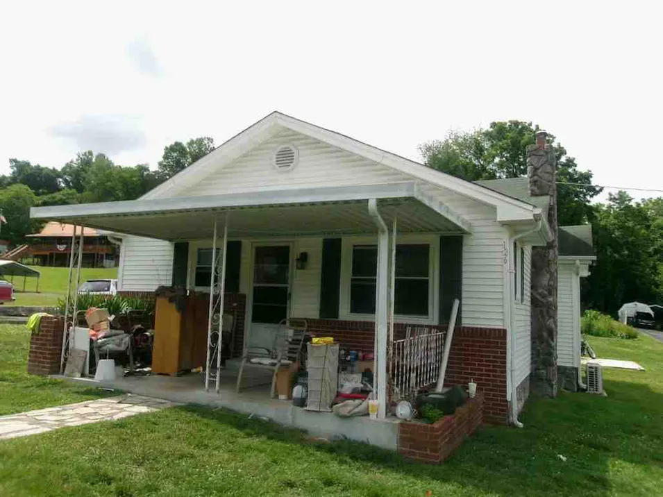 126 Crestview Dr Fall Branch, TN 37656, Washington County