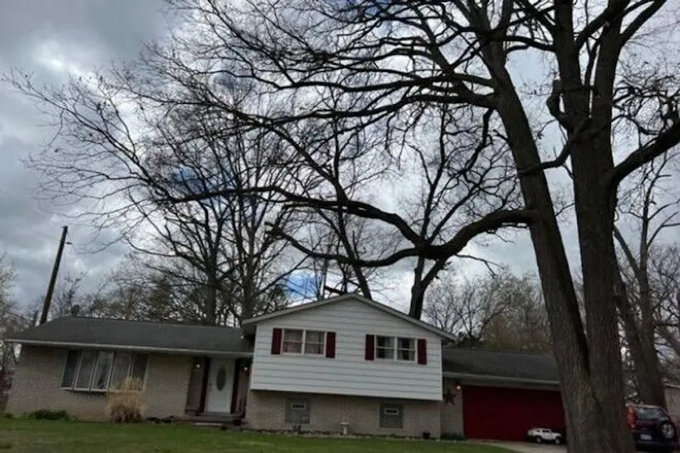 2200 S Harvey Ave Westland, MI 48186, Wayne County