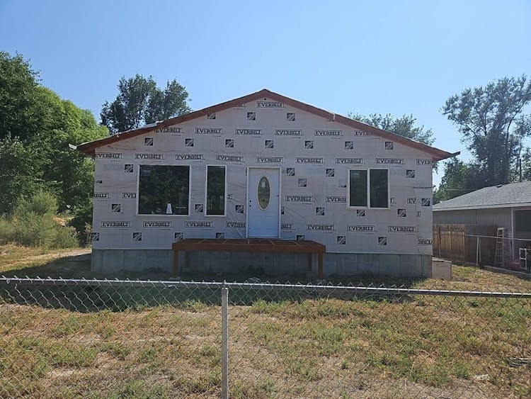 219  W Washington Ave Homedale, ID 83628, Owyhee County