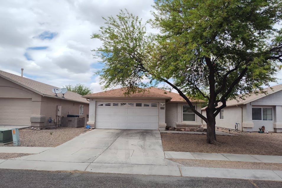 2020 W Via Tierra Santa Tucson, AZ 85746, Pima County