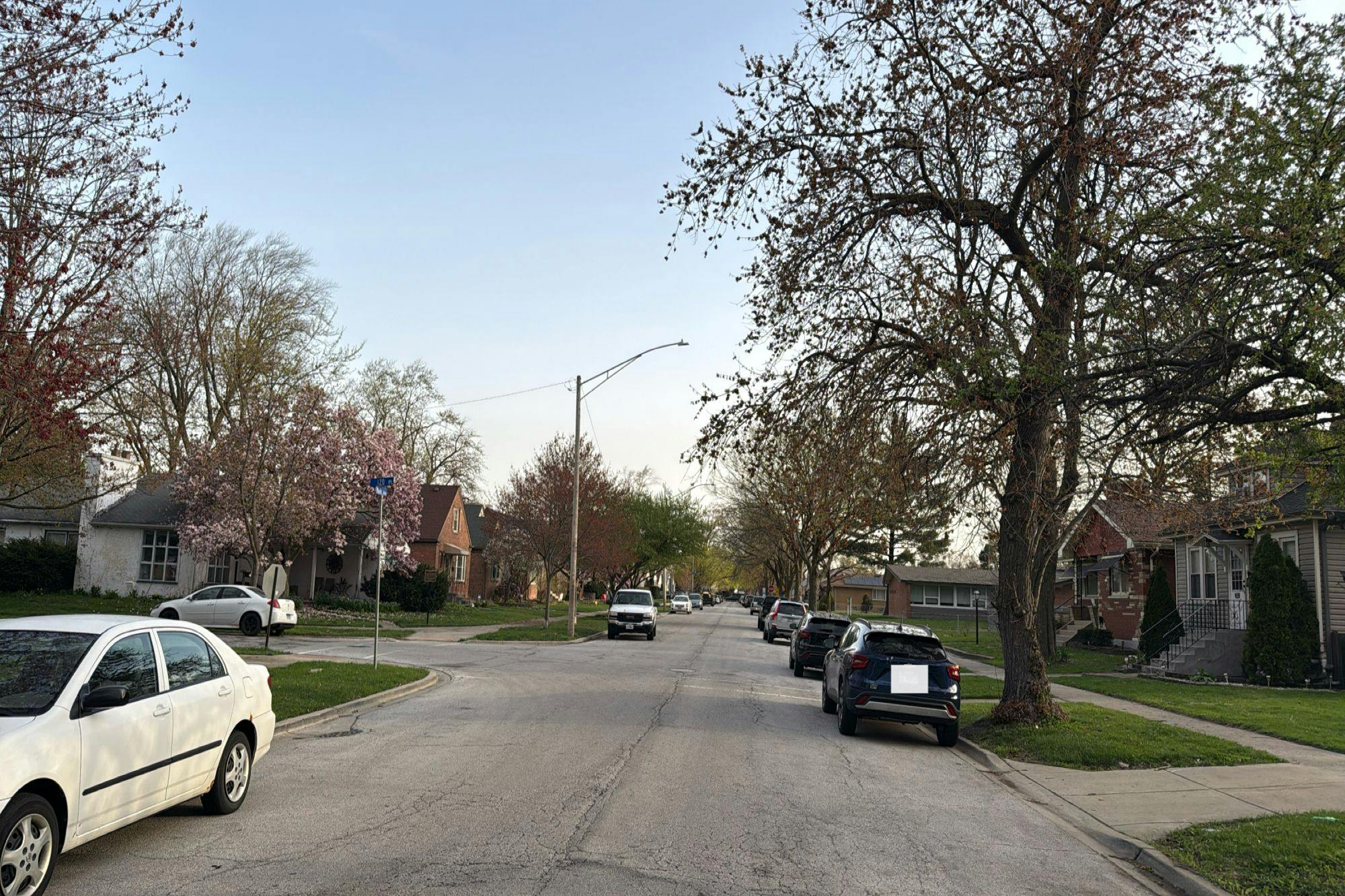 Maple Ave, Blue Island, IL 60406