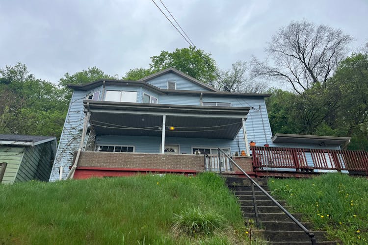 609 Whitely St Bridgeport, OH 43912, Belmont County