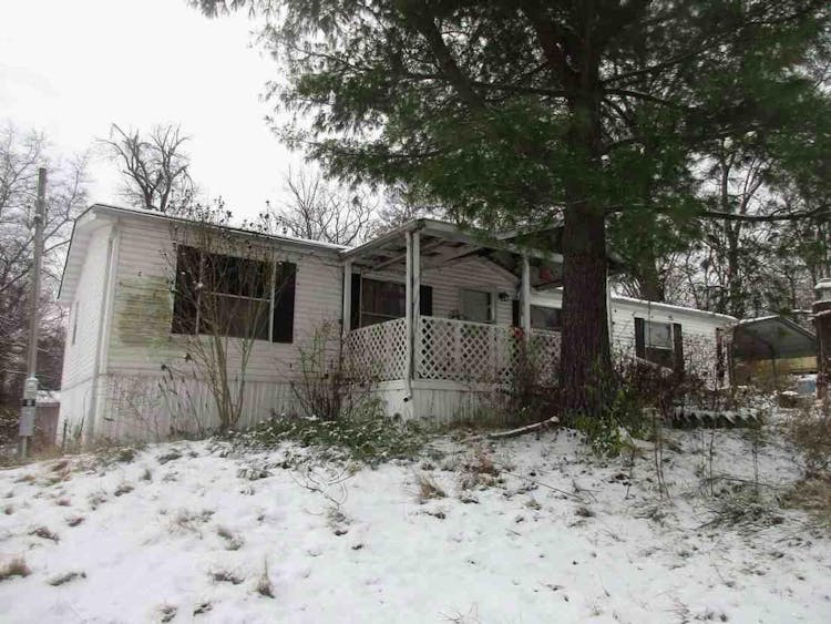 318 Oak Dr Gray Summit, MO 63039, Franklin County