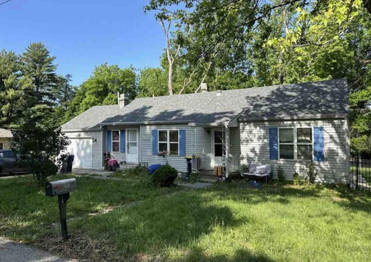 4928 N Topping Avenue Kansas City, MO 64119, Clay County