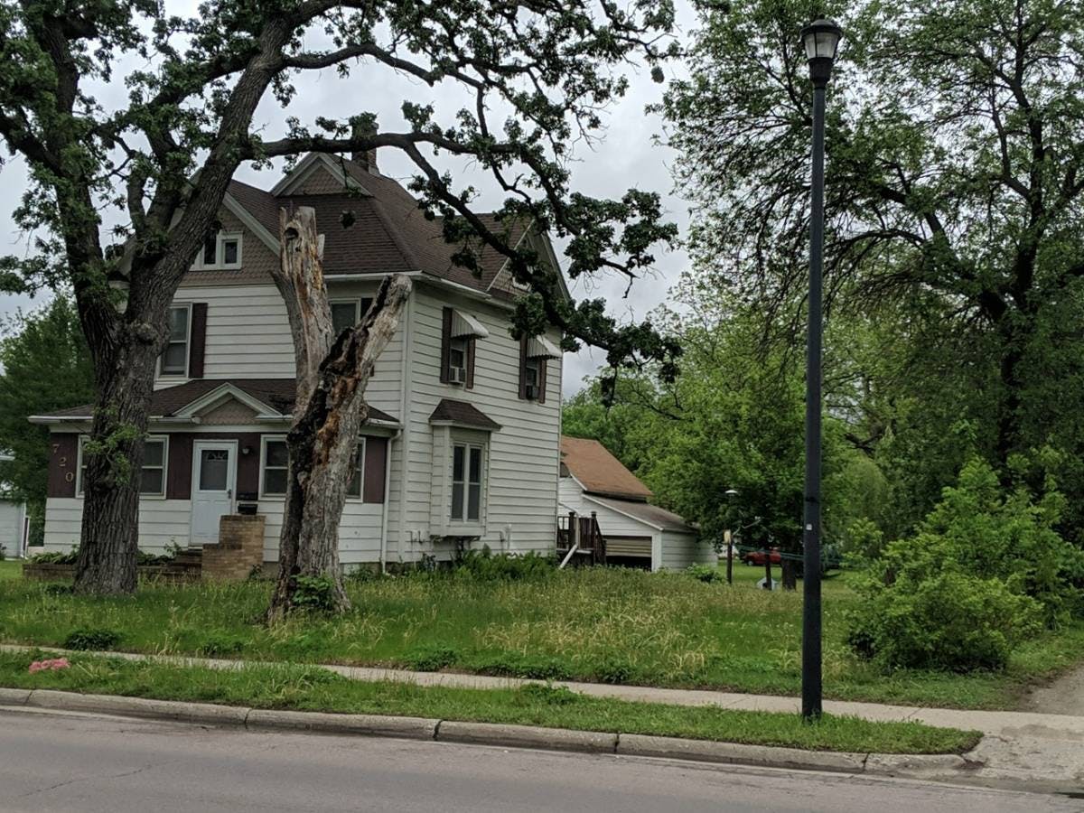 State St, Waseca, MN 56093 #1