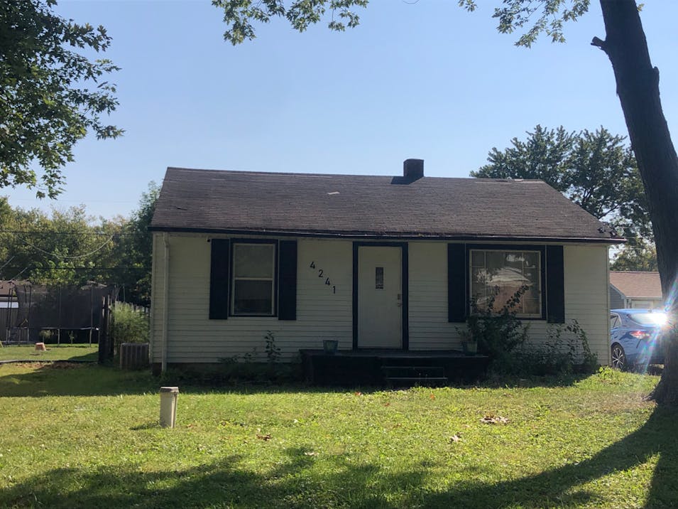 4241 S Gerrard Dr Indianapolis, IN 46221, Marion County