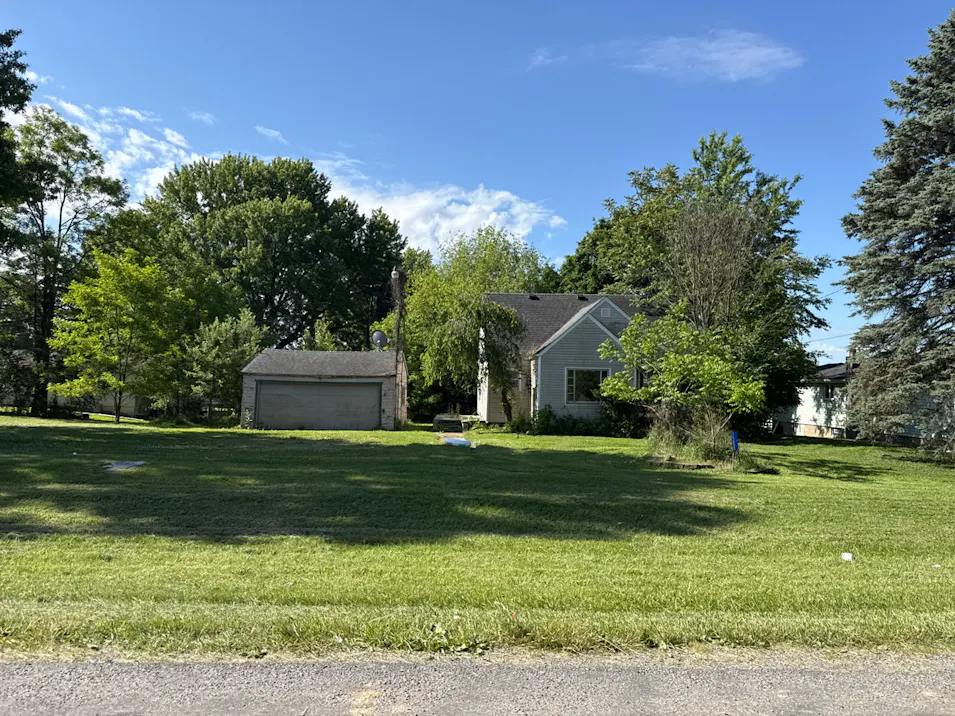 1504 Alvaretta Boulevard New Castle, PA 16101, Lawrence County