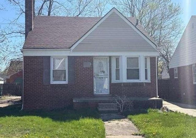 16718 Biltmore St Detroit, MI 48235, Wayne County