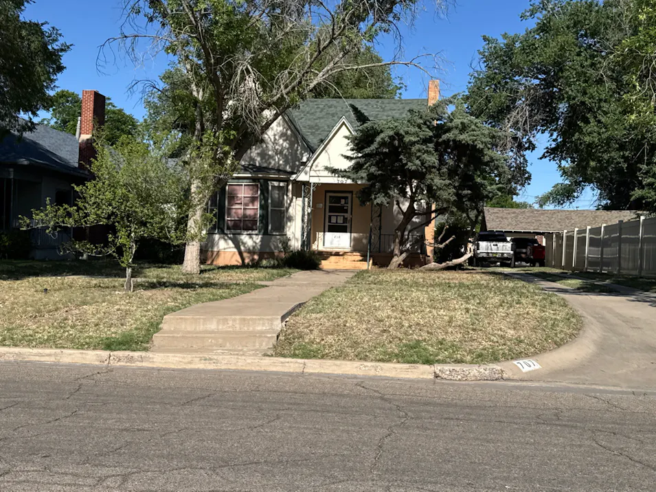 707n Pennsylvania Ave Roswell, NM 88201, Chaves County