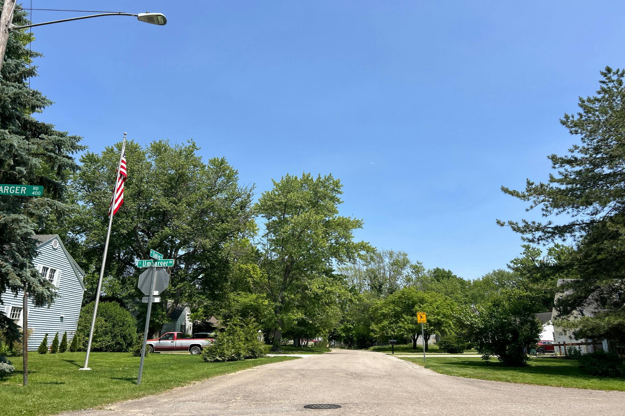 Oaklyn Ave, Muncie, IN 47304