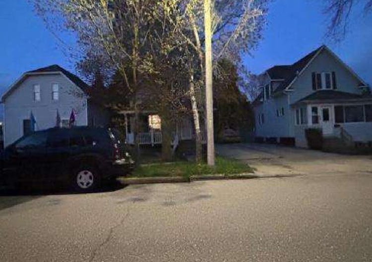 238 Buffalo St Bad Axe, MI 48413, Huron County