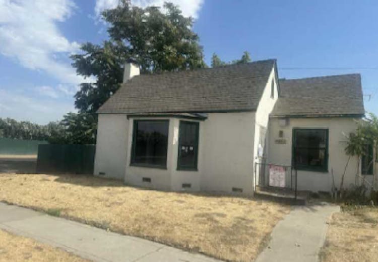 4146e Calwa Ave Fresno, CA 93725, Fresno County