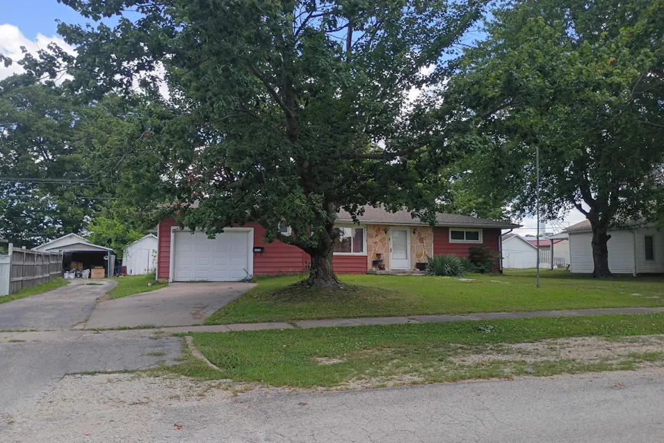 304 W 3rd St Holden, MO 64040, Johnson County