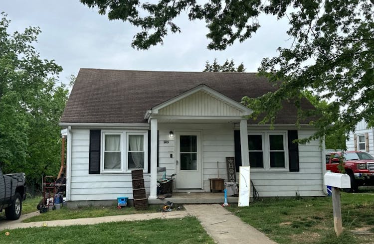 105 Bowden Street Russellville, KY 42276, Logan County