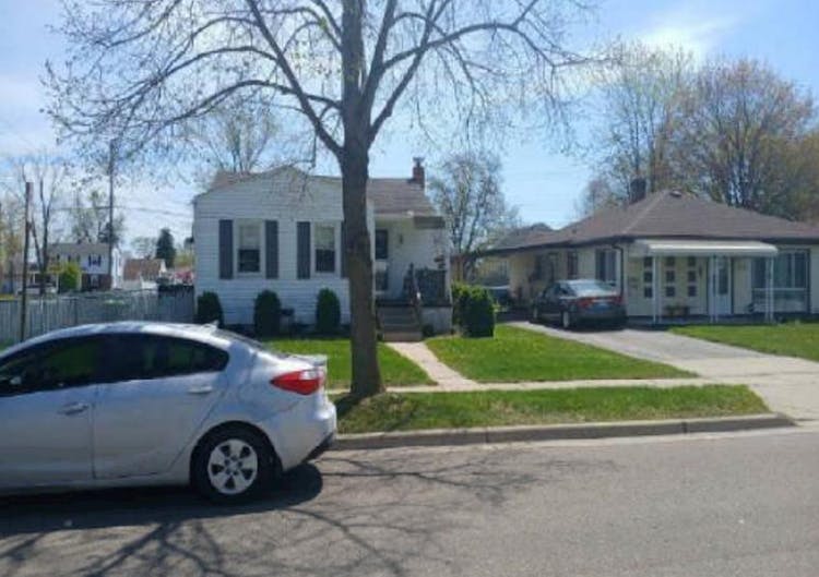 904 Woodville Ave Monroe, MI 48161, Monroe County