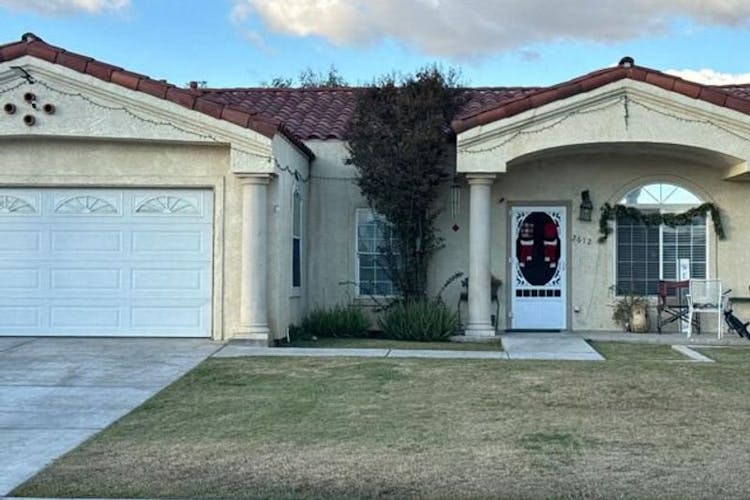 2612 Trentino Ave Bakersfield, CA 93313, Kern County