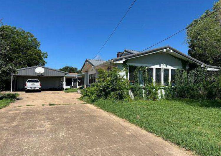 903 S Daugherty Ave Eastland, TX 76448, Eastland County