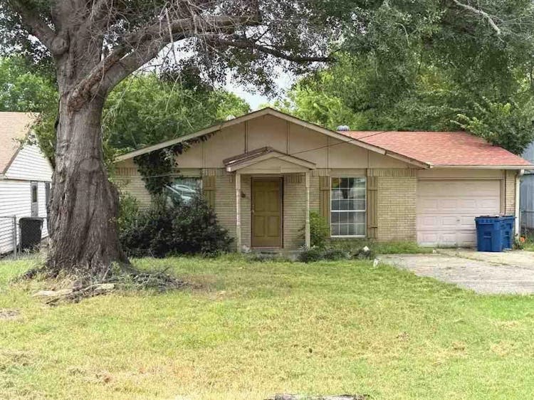 2600 W Collin St Corsicana, TX 75110, Navarro County