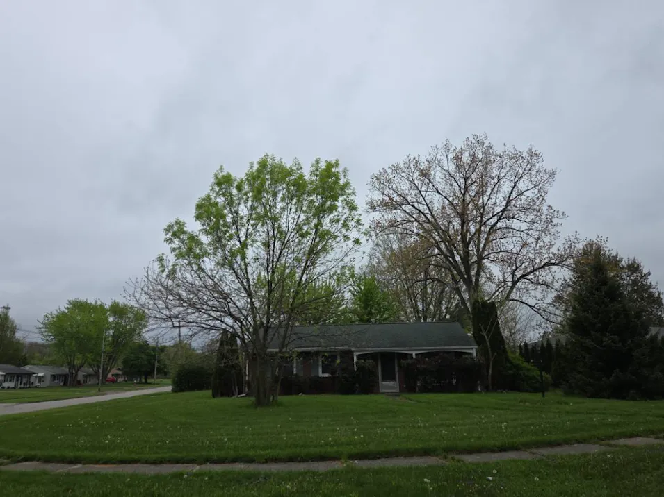 3709 N Hogan Dr Lorain, OH 44053, Lorain County