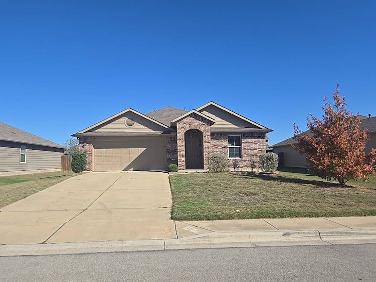 160 Voss Kyle, TX 78640, Hays County