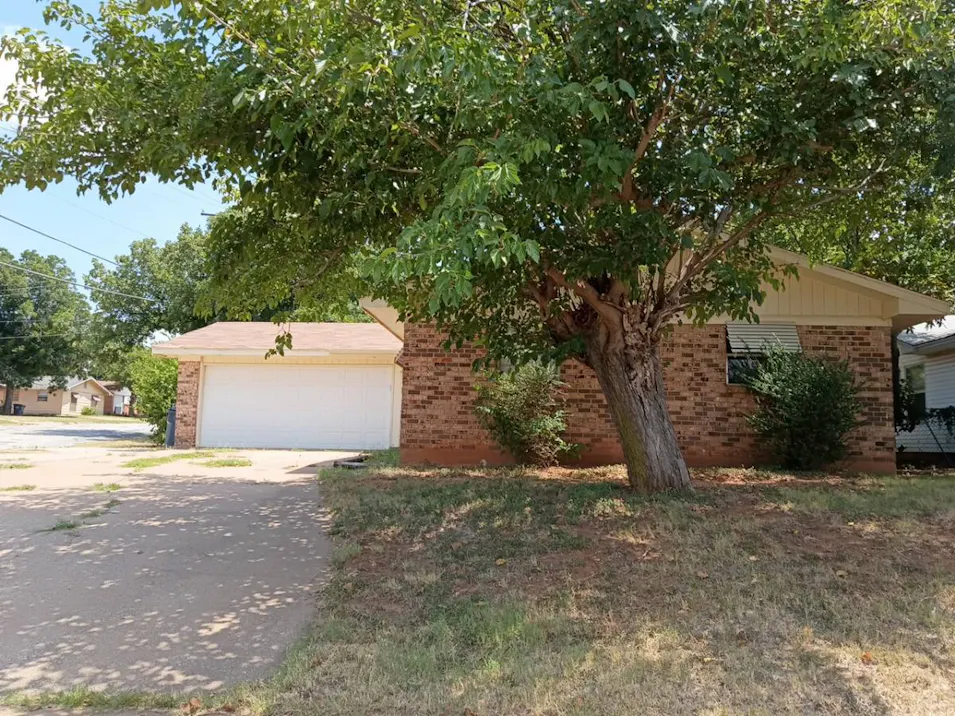 1515 Parkdale Dr Wichita Falls, TX 76306, Wichita County