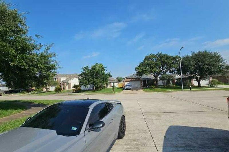Mountain Mist Ct, Richmond, TX 77407