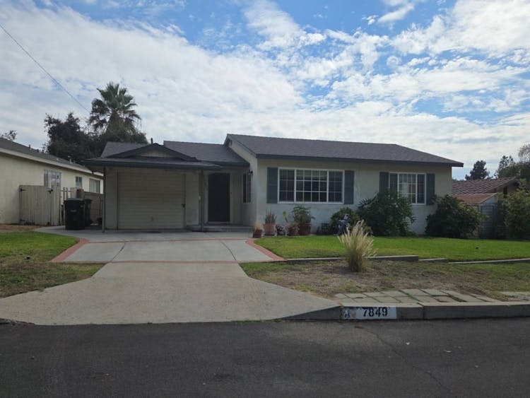 7849 Shadyspring Drive Burbank, CA 91504, Los Angeles County