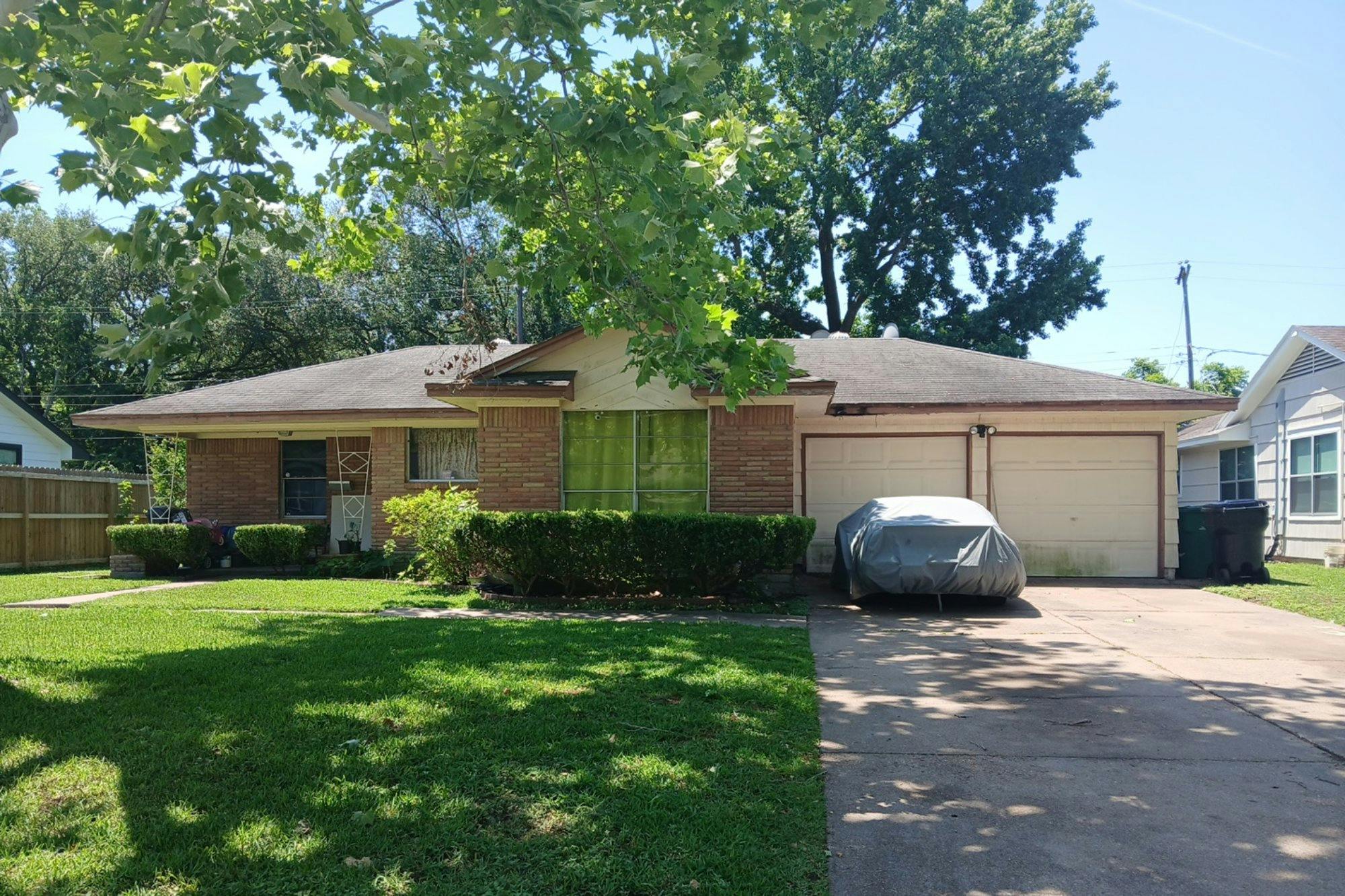 Edgemoor Dr, Houston, TX 77074