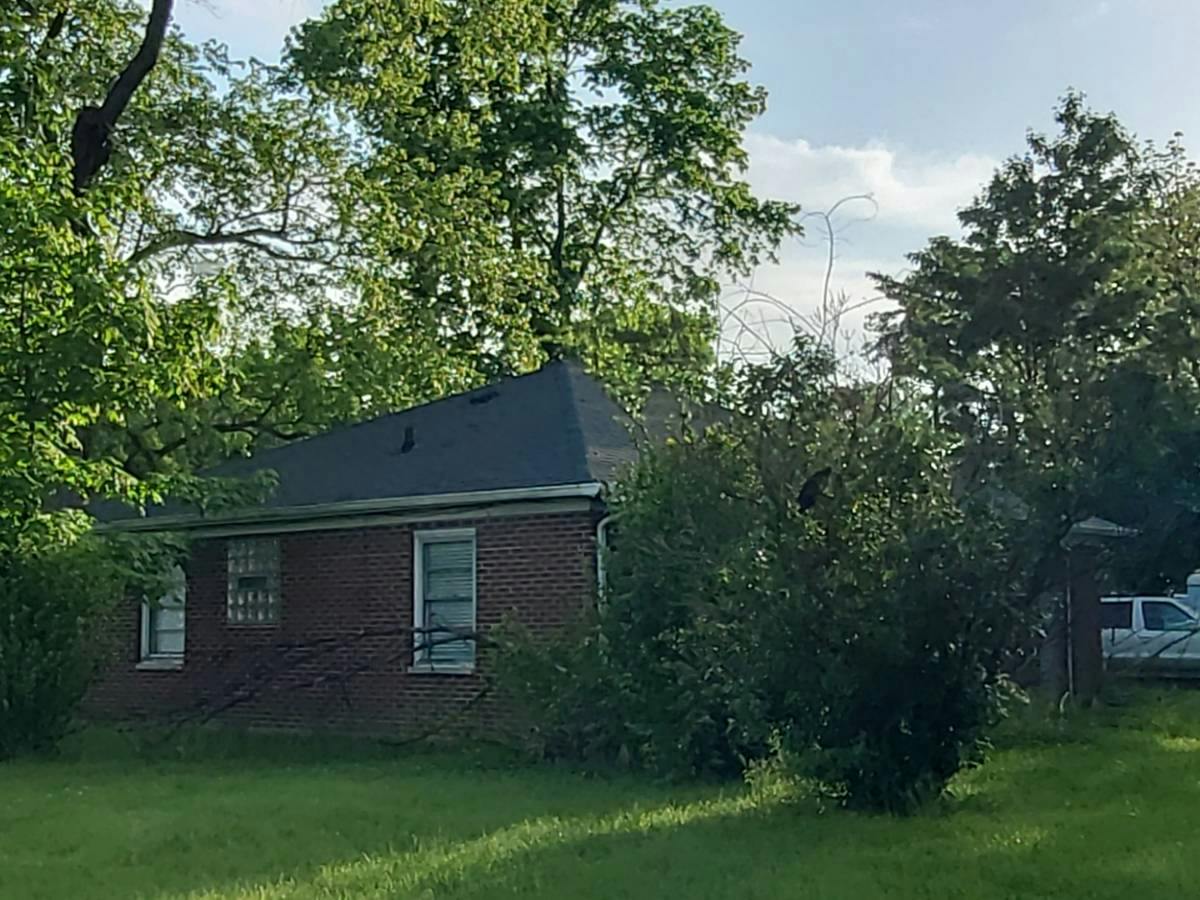 10th St, Indianapolis, IN 46224