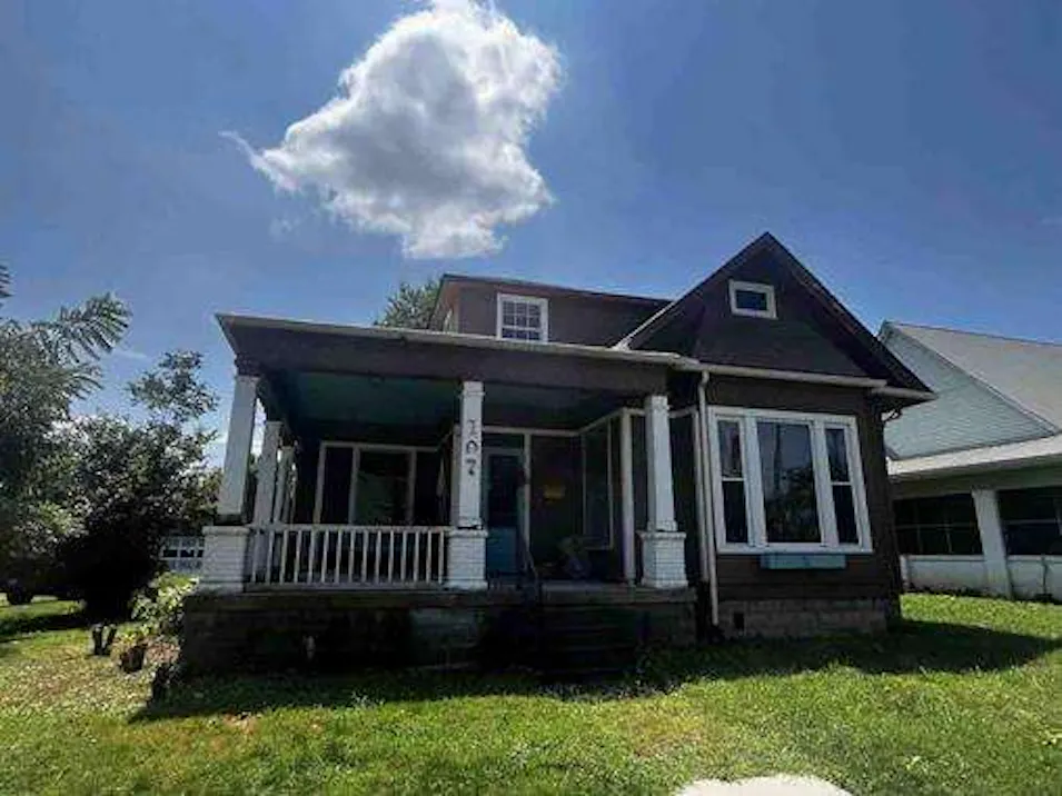 107 W Main St Westport, IN 47283, Decatur County