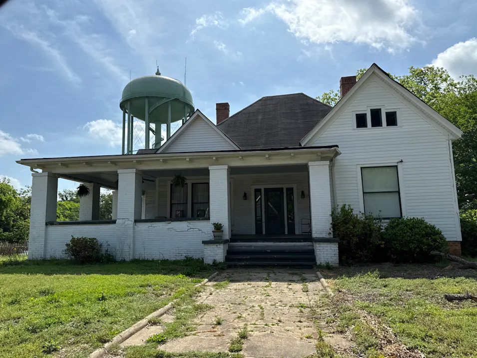 189 S McIntosh St Elberton, GA 30635, Elbert County