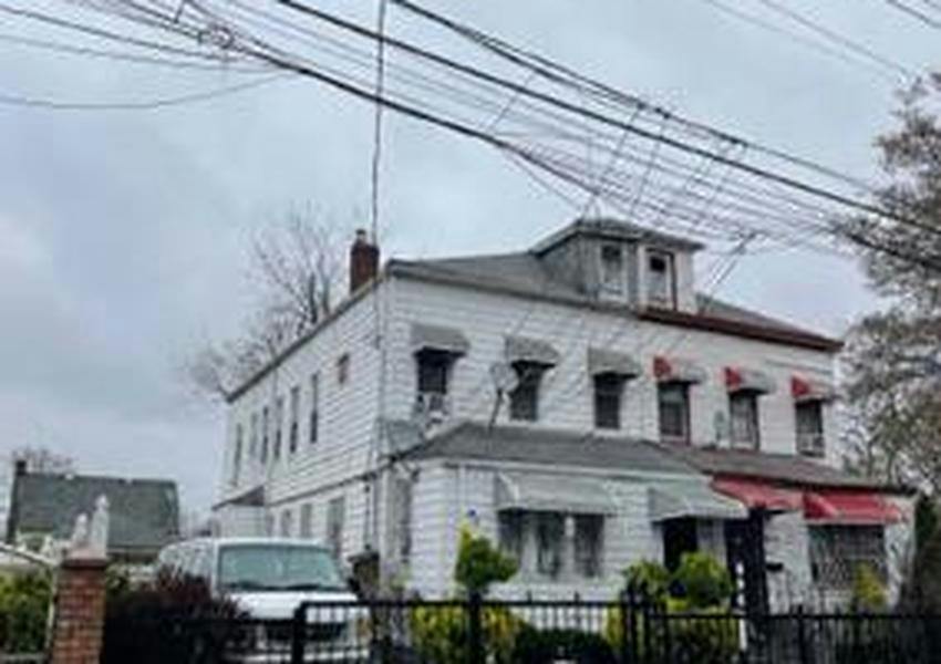 141st St, Jamaica, NY 11435