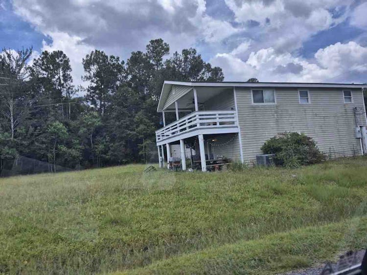 924 Washingon St Waveland, MS 39576, Hancock County