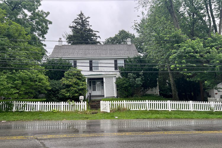 732 Spring Ln Philadelphia, PA 19128, Philadelphia County