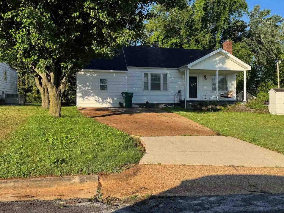 1409 E 35th St Sheffield, AL 35660, Colbert County