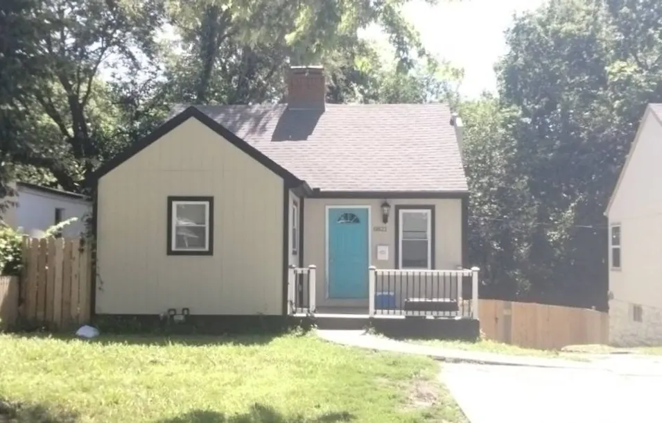 6821 Bellefontaine Avenue Kansas City, MO 64132, Jackson County