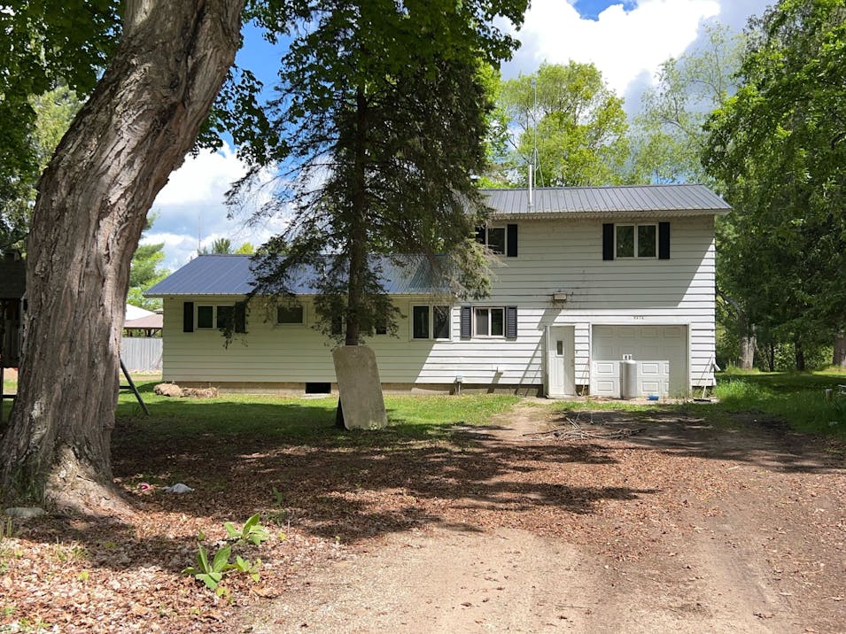 9374 River Bend Dr Evart, MI 49631, Osceola County