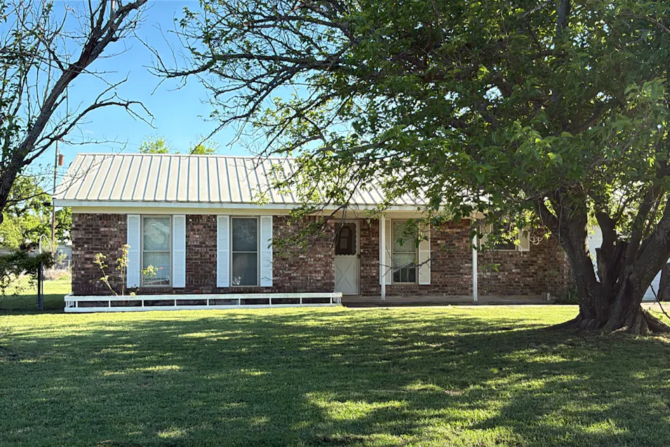 511 California Street Clyde, TX 79510, Callahan County