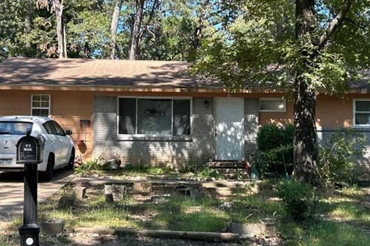 6 Trent Drive Little Rock, AR 72209, Pulaski County