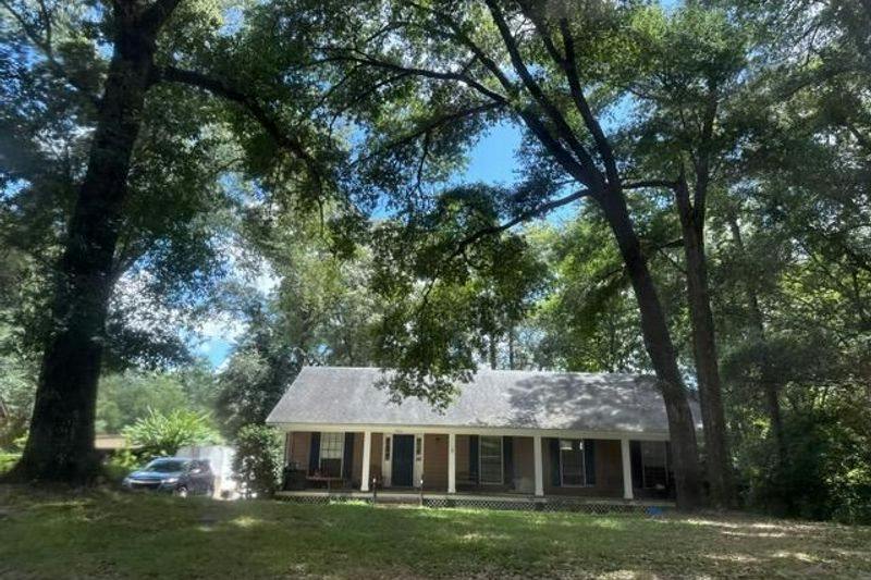 Kingston Ct, Saraland, AL 36571