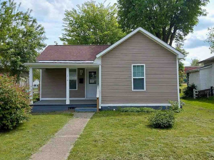 1216 4th St Sedalia, MO 65301, Pettis County