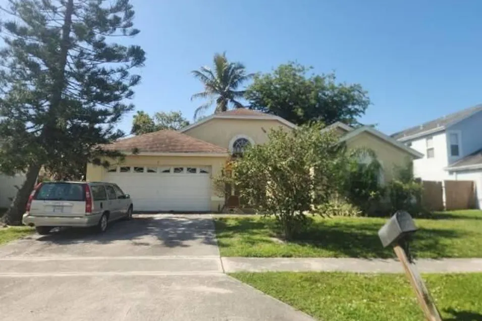 8 Meadows Park Ln Boynton Beach, FL 33436, Palm Beach County