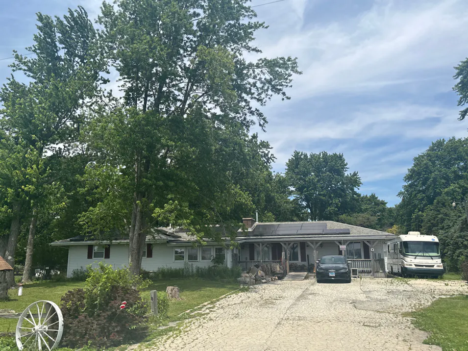 64 E Ford Harris Rd Champaign, IL 61822, Champaign County