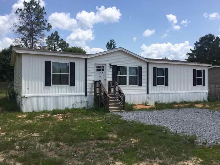 236 Royal Palm Ave W Defuniak Springs, FL 32433, Walton County