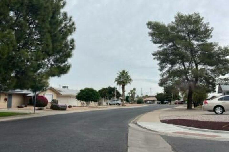 Thunderbird Rd, Sun City, AZ 85351