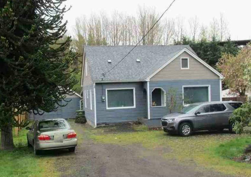 Cowlitz Gardens Ln, Kelso, WA 98626